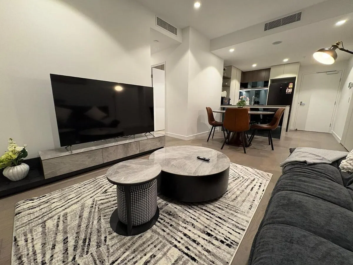 2B2B Retreat Land Mark In Brisbane City Queens Wharf